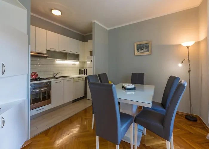 House Barbara * 卓得诺沃