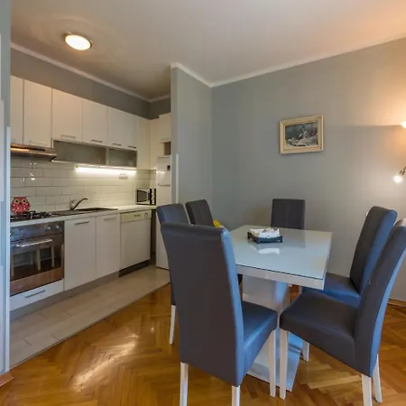 House Barbara * יאדראנובו