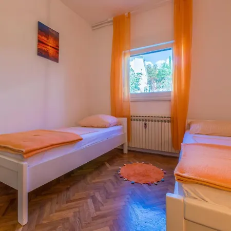 בית נופש House Barbara